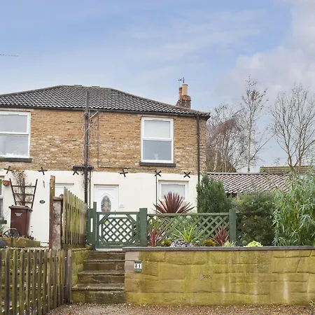 Holiday home Millys *
